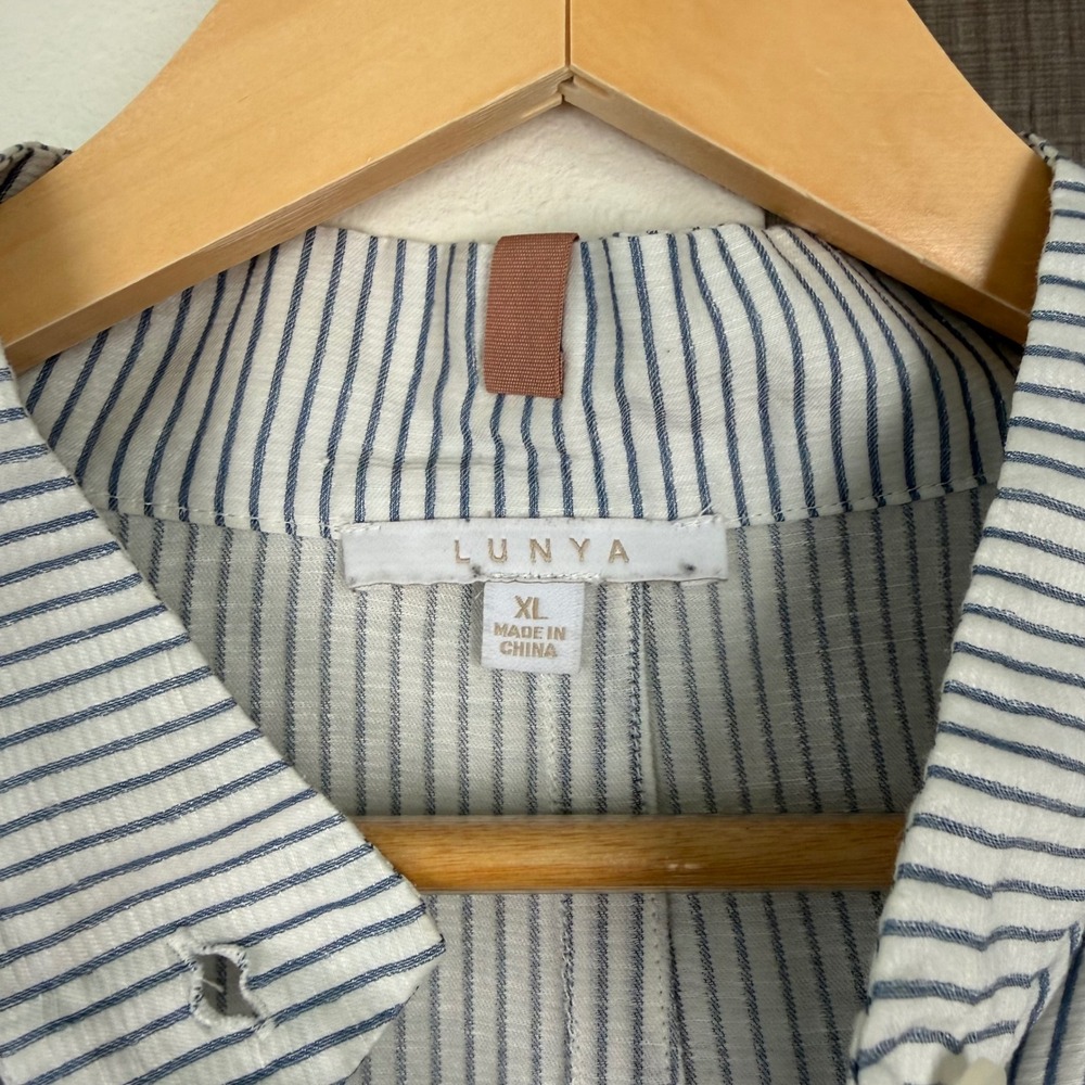 Lunya Blue Striped Resort Linen Silk Shirt Mockneck Button Down Size XL - Picture 11 of 12